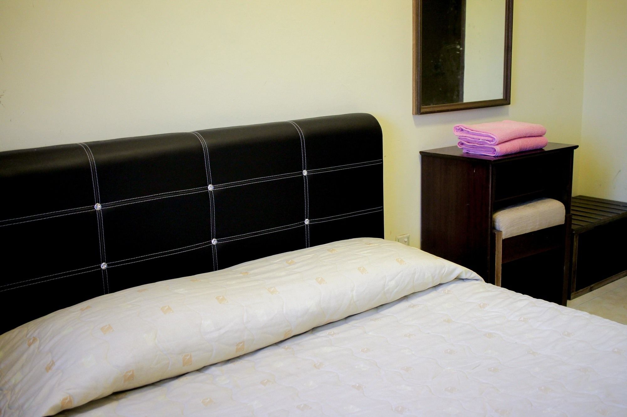 Suria Service Apartment-Hotel Bukit Merah Εξωτερικό φωτογραφία