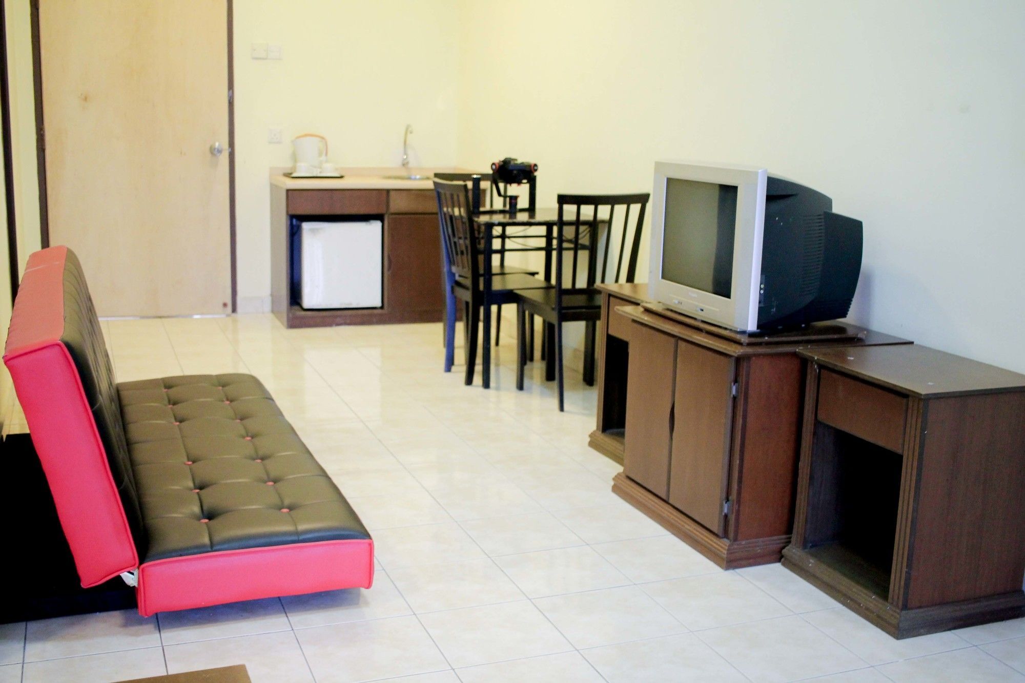 Suria Service Apartment-Hotel Bukit Merah Εξωτερικό φωτογραφία